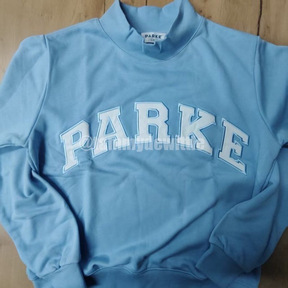 Parke Women's Varsity Mockneck Sweatshirt -- Sky Blue and White L/XL